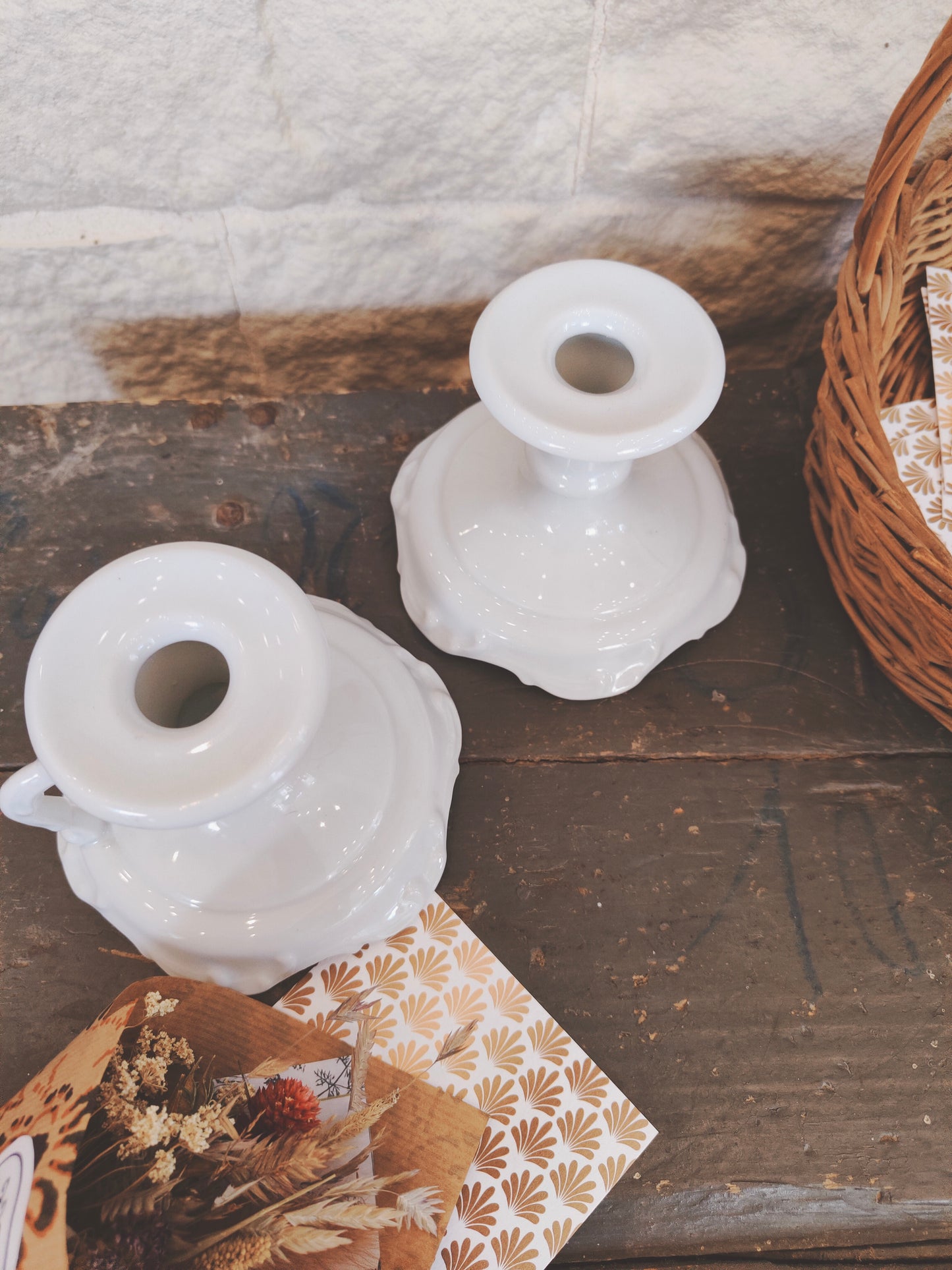 Paire de bougeoir en porcelaine