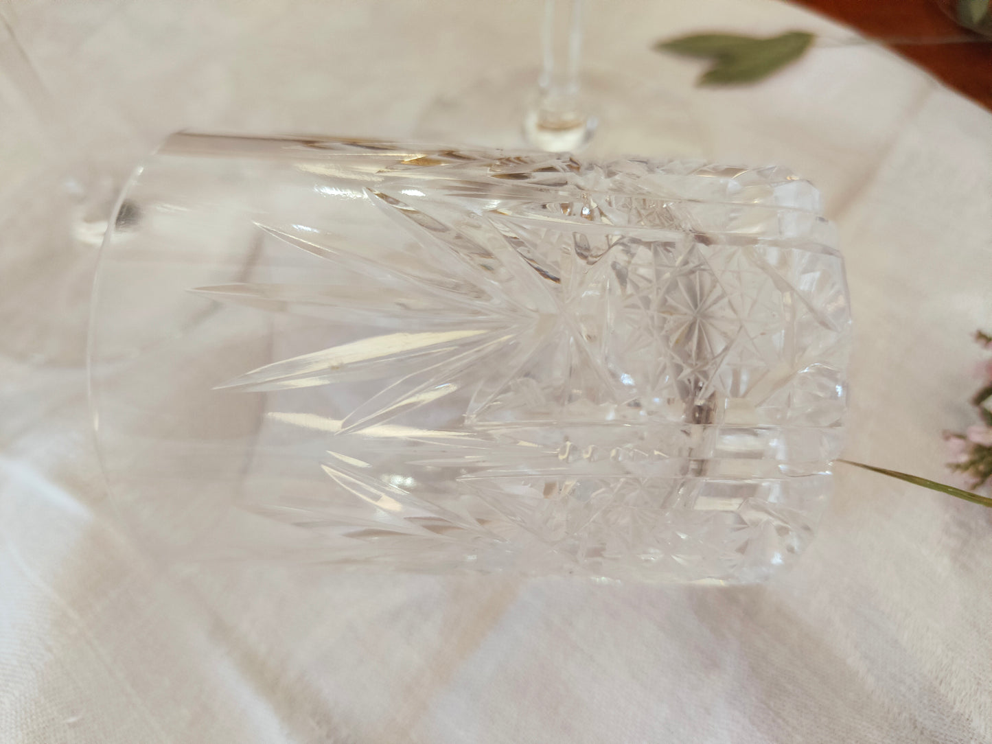 Verre à whisky en cristal taillé