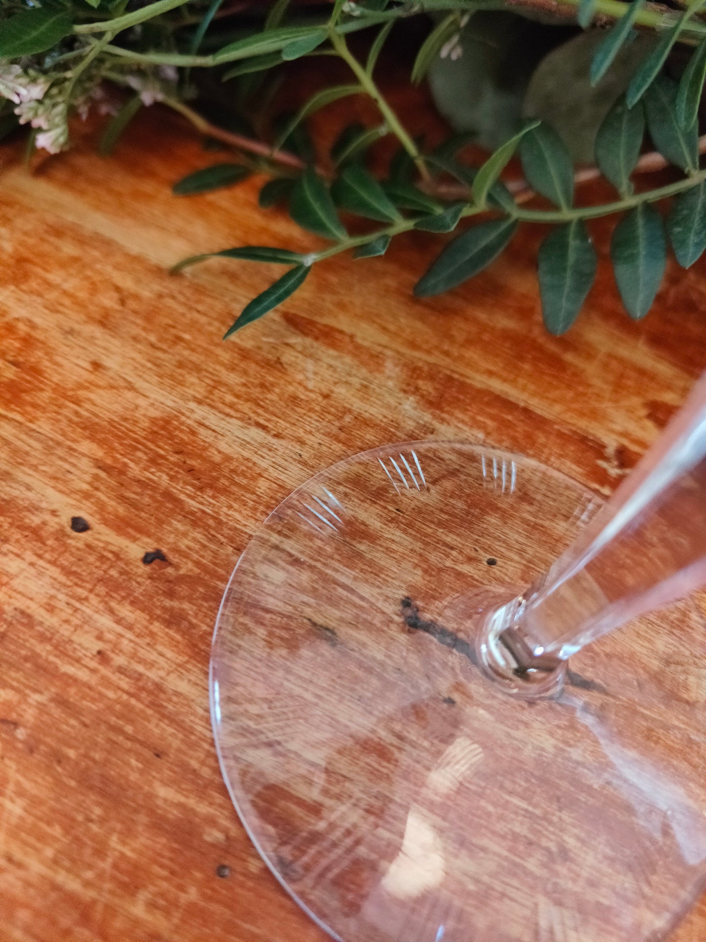 Verre à pied en cristal taillé