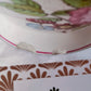 Grand vase en céramique, décors fleuris